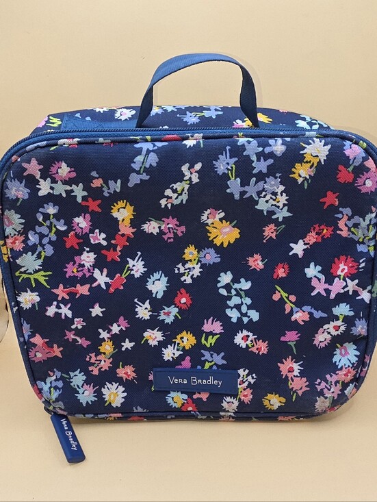 Vera Bradley Handbags - Vera Bradley Lunch Bag Scattered Wildflowers Navy Blue